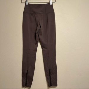 Athleta Headlands Hybrid Tight Shale Size 0P